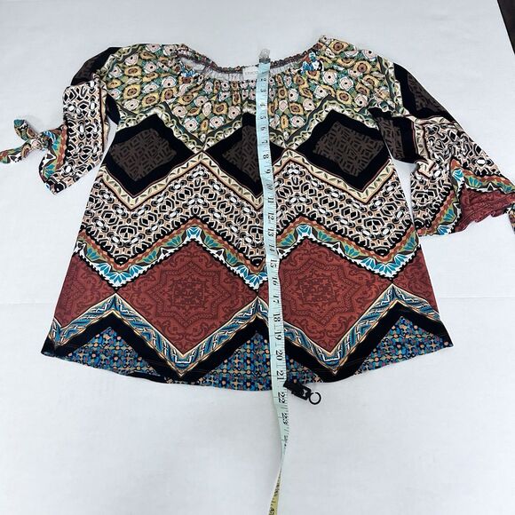 Chico’s Women’s Boho Flared Tied Sleeve Size 0 Top Can Be Worn Off Shoulder - Picture 9 of 11